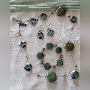 Necklace, bracelet and earring set